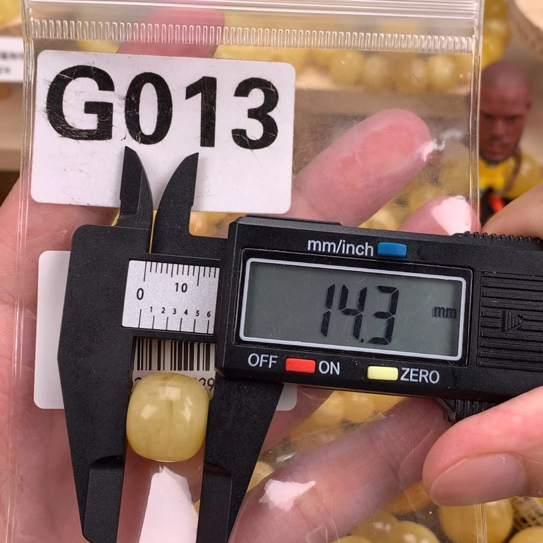 蜜蜡未镶嵌珠宝奇石裸石