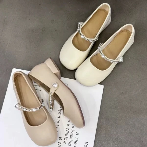 亮点女人大码女鞋法式玛丽珍鞋25春季新款浅口真皮粗高跟单鞋