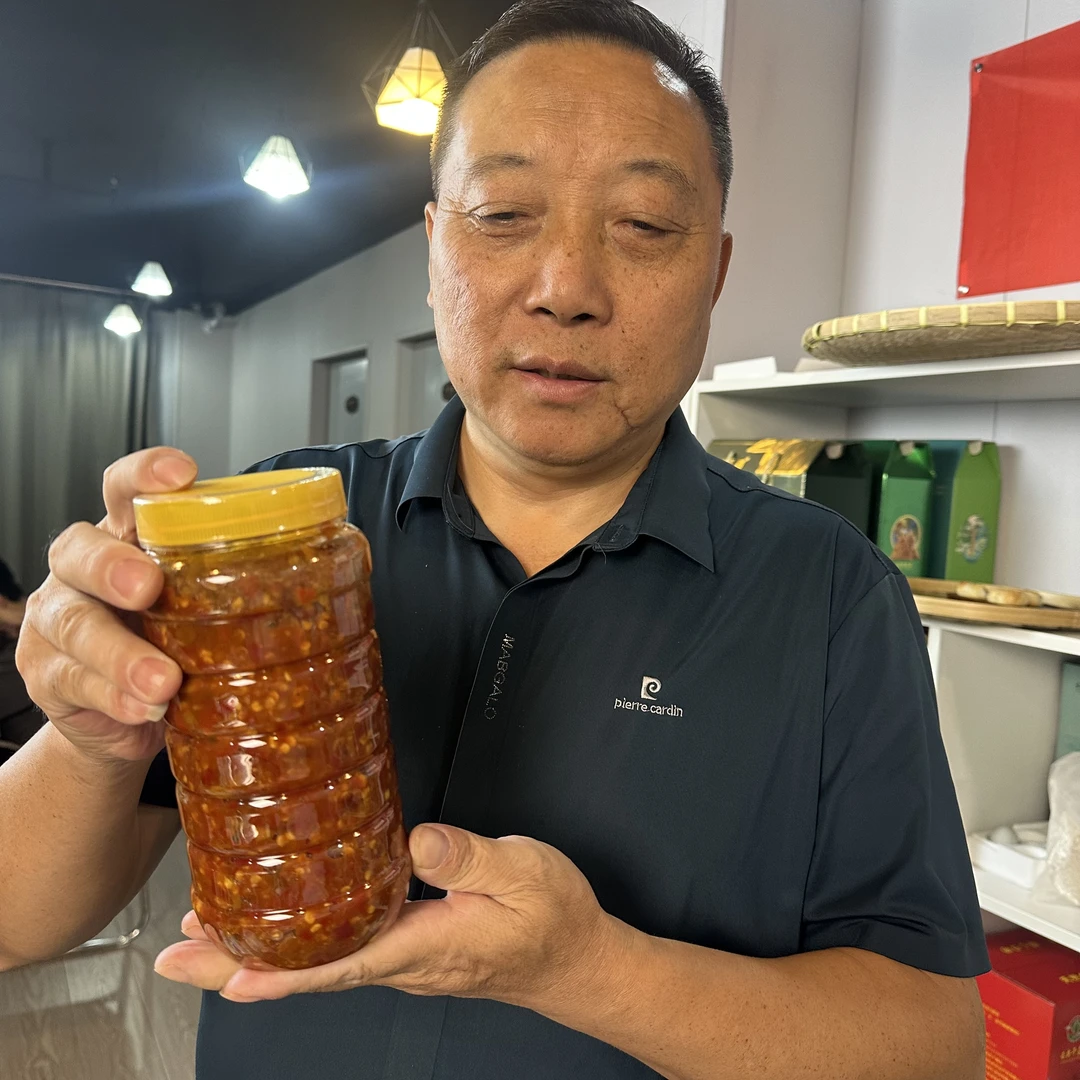 特辣辣椒酱香辣酱蒜蓉原味辣酱拌面拌饭开胃农家手工自制石磨