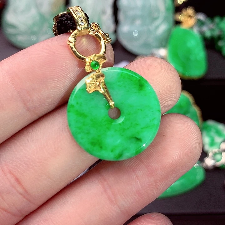 翡翠18K金镶嵌吊坠(不含链)