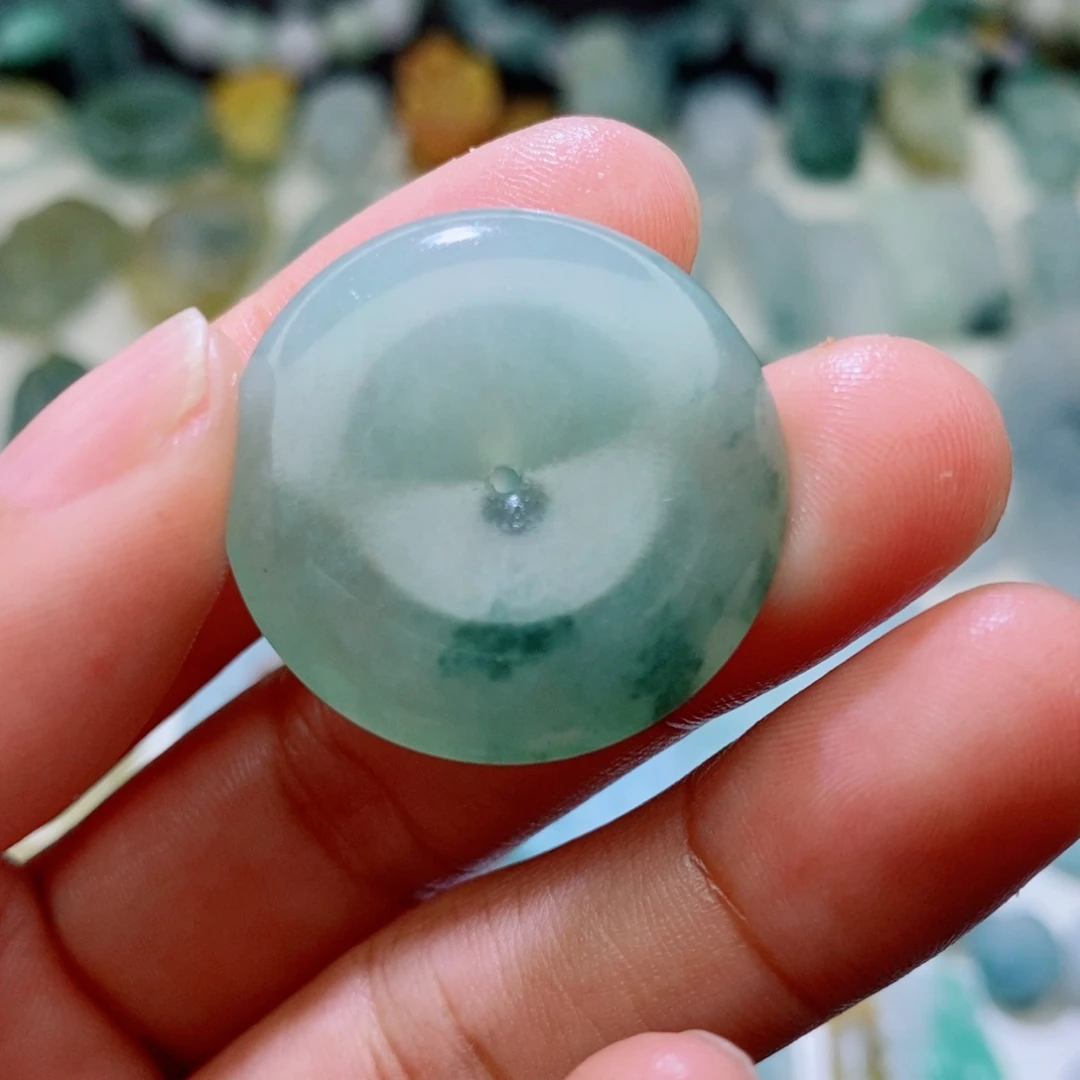 定制翡翠未镶嵌毛货抛光