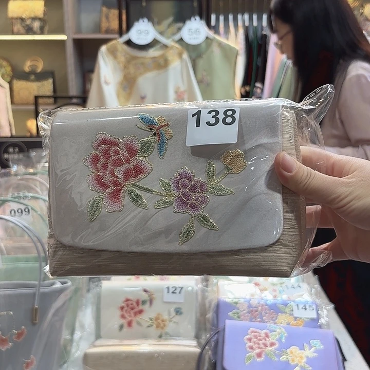 小***乖好看哈哈哈哈哈哈哈哈哈哈哈哈哈哈哈哈