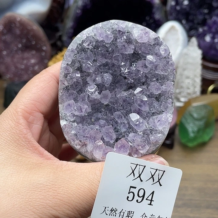 未镶嵌水晶大型摆件（非配饰）