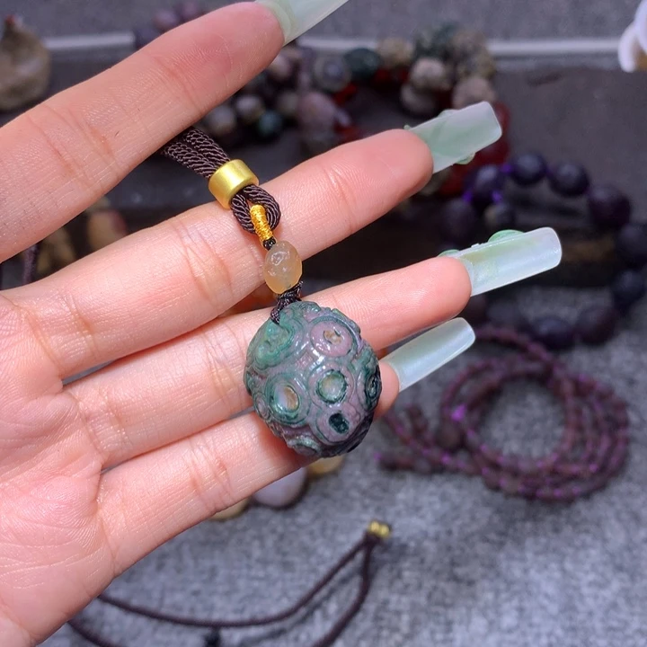 玛瑙/玉髓未镶嵌珠宝半成品骑****强