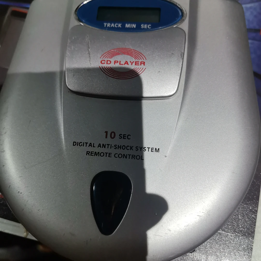 8新  cd机一台不保好坏 不包邮费