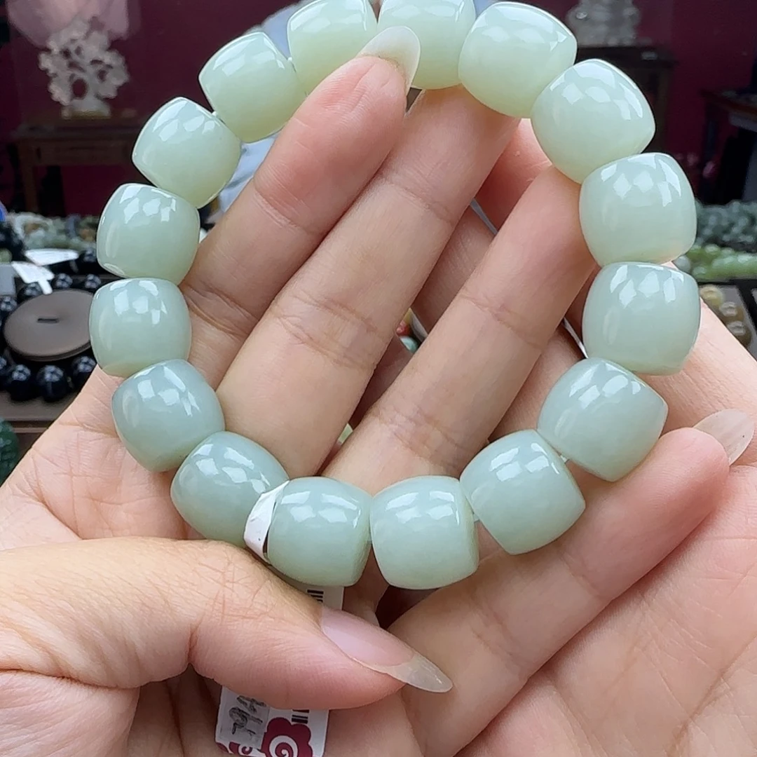 和田玉未镶嵌手串