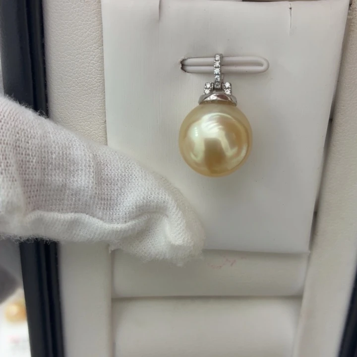 银S925镶嵌海水珍珠颈饰