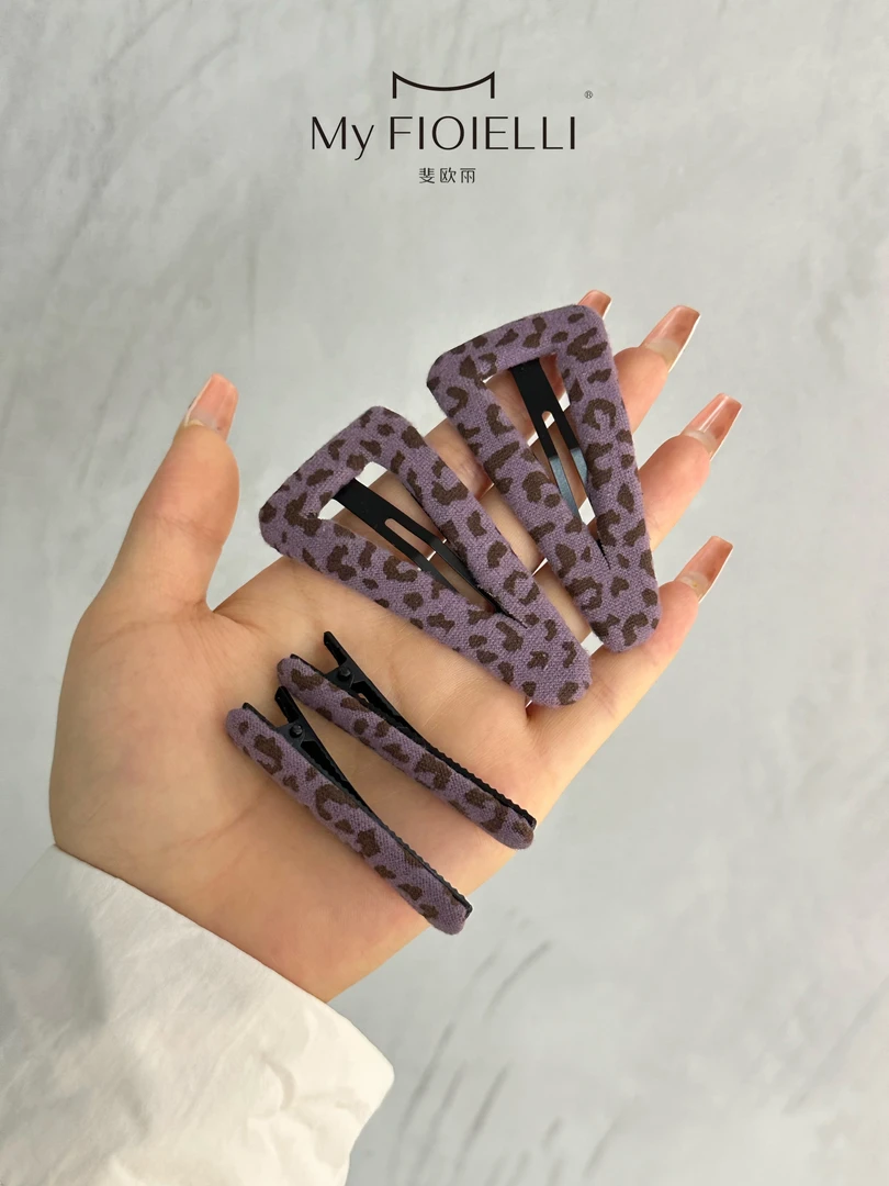「MyFioielli｣紫色豹纹三角镂空BB夹~鸭嘴夹侧边刘海碎发夹BB67
