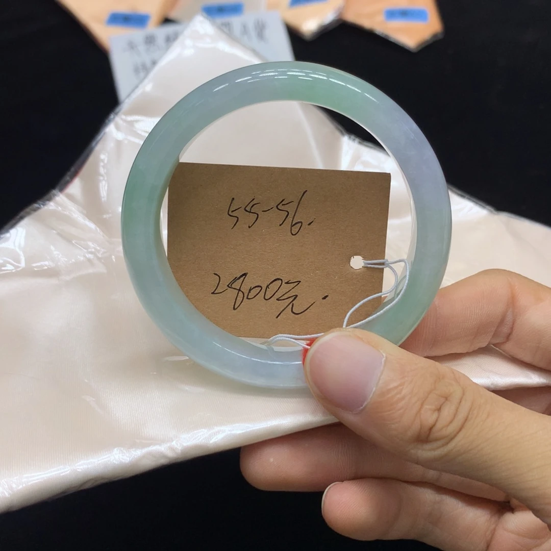 翡翠未镶嵌手镯手镯