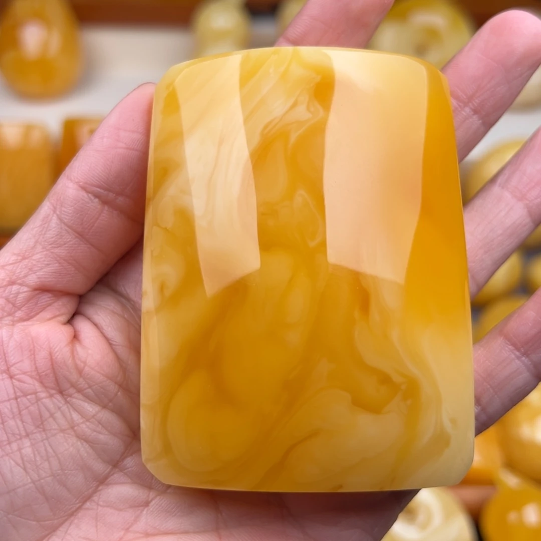 琥珀颈饰未镶嵌纯天然琥珀蜜蜡无优化