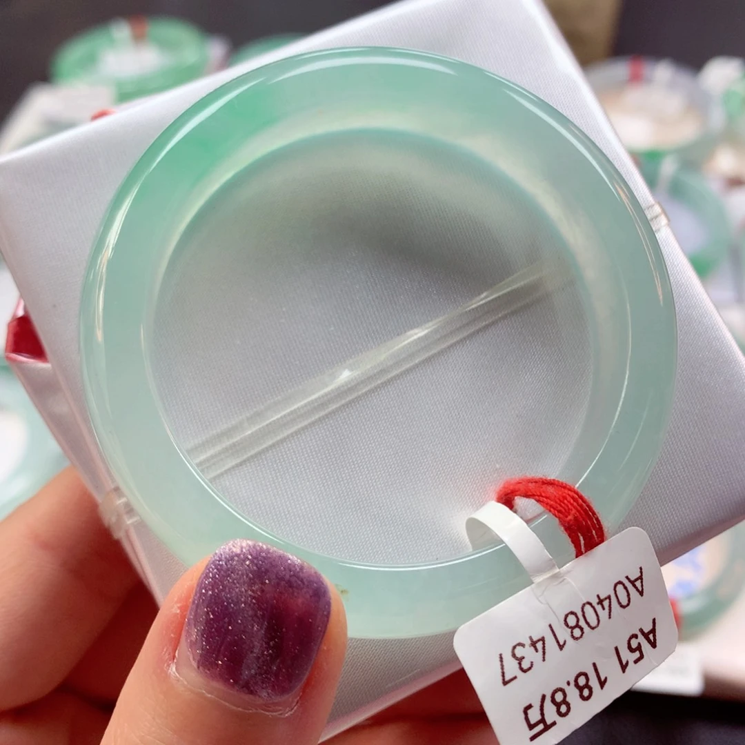 翡翠手镯未镶嵌6号85