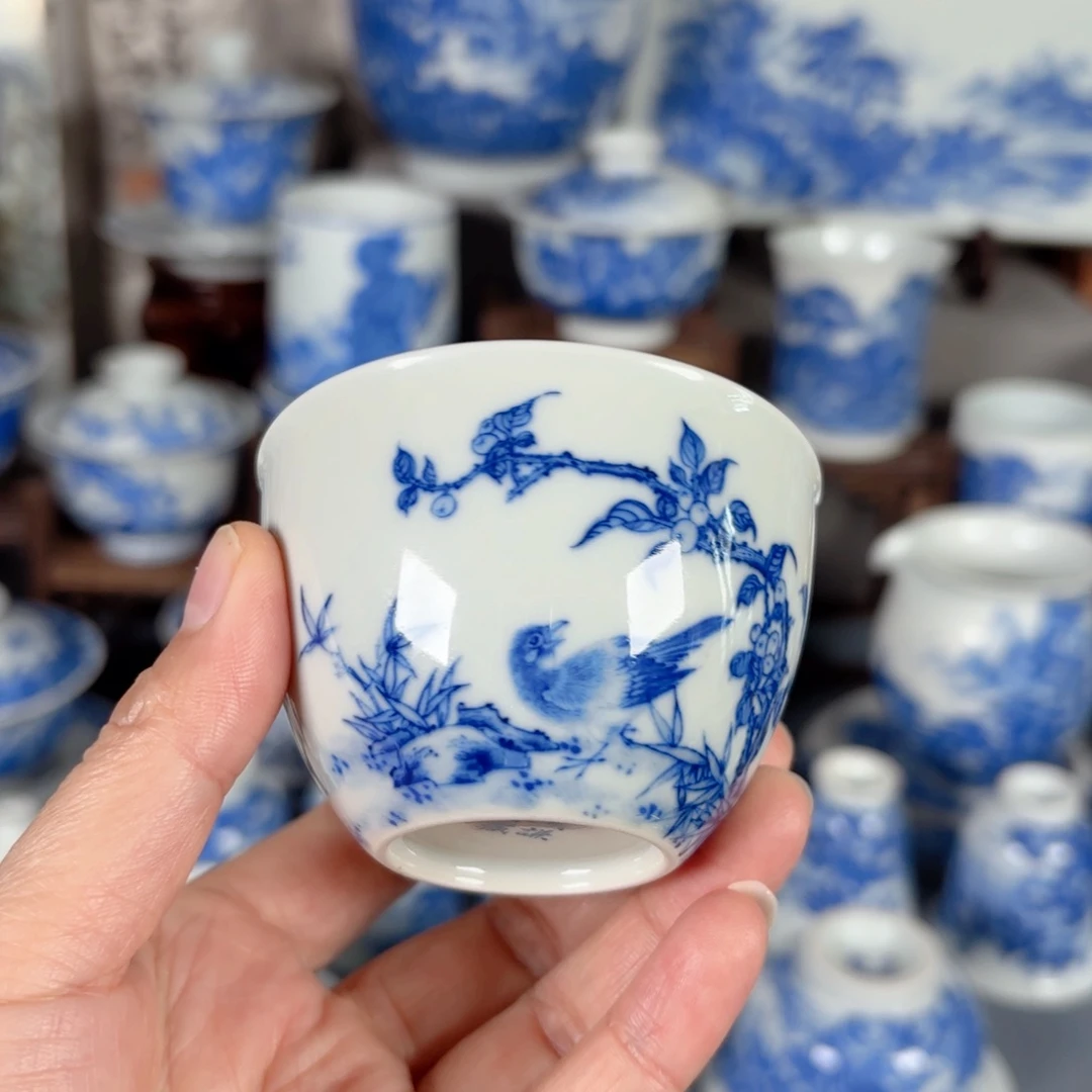青花瓷器手绘作品陶瓷杯