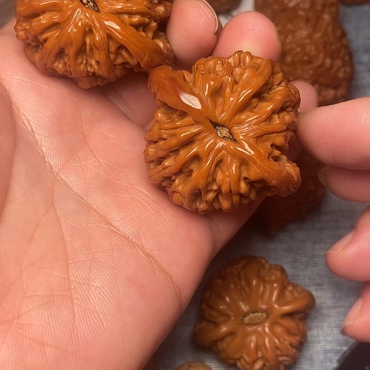 吊坠文玩核桃虎头45