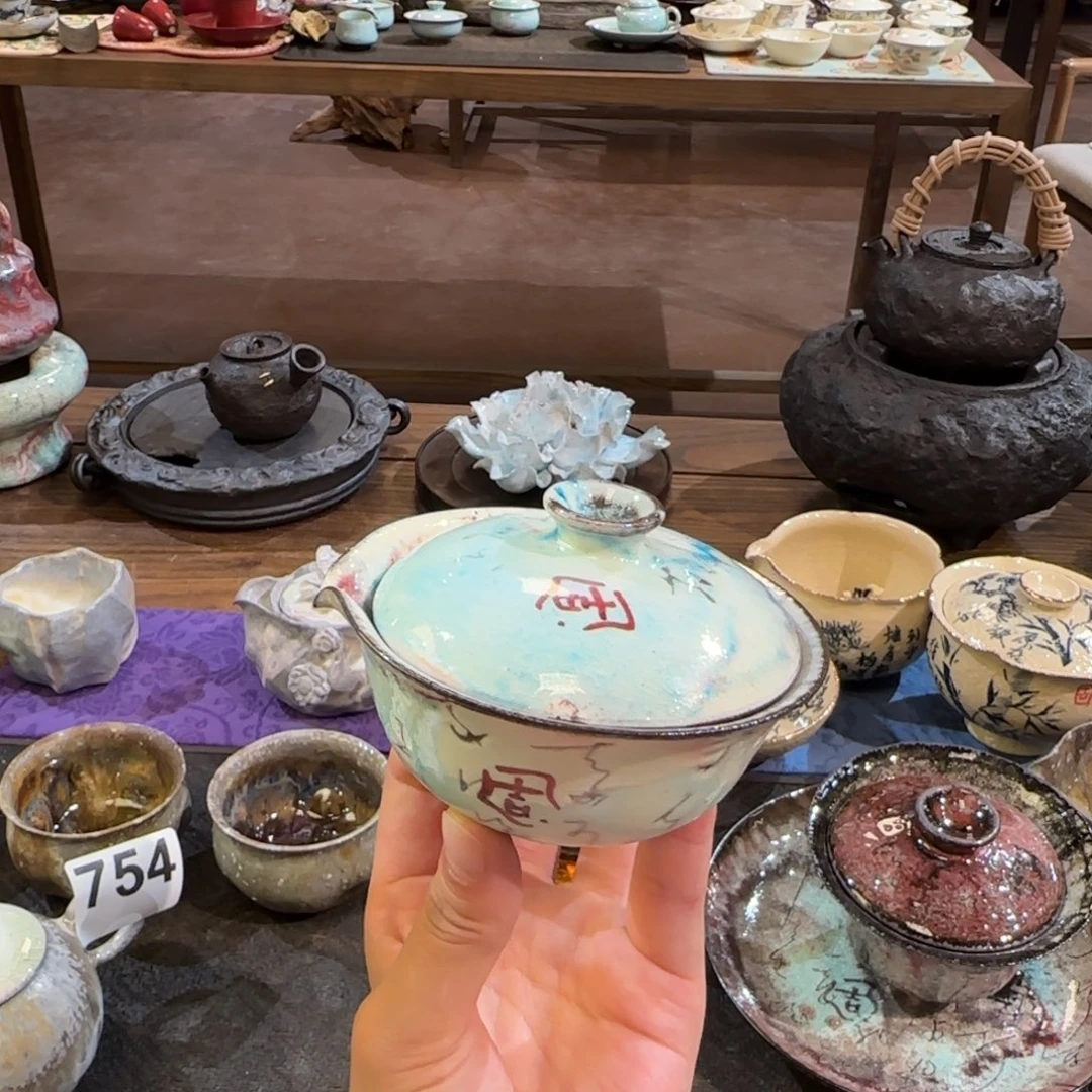 景德镇手作器皿了