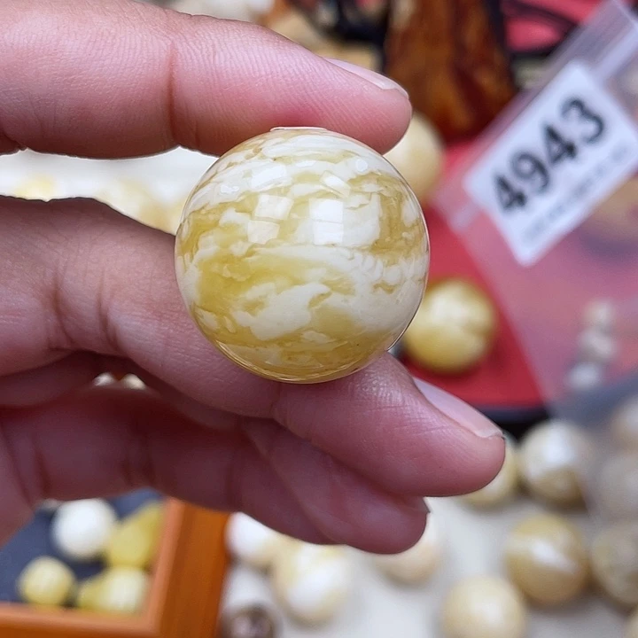 蜜蜡未镶嵌珠宝奇石粉25.6虎皮