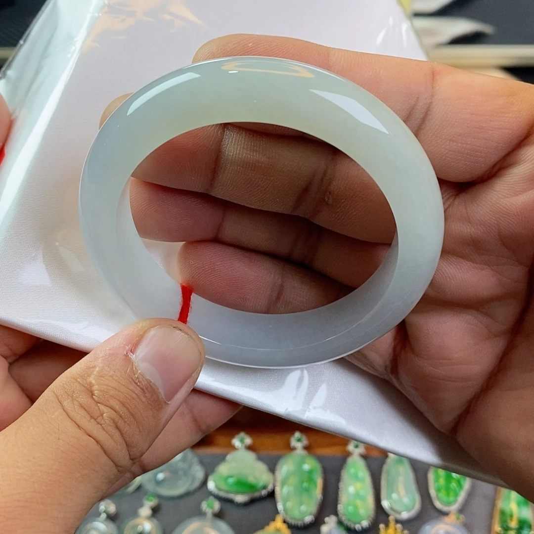 【闪购商品】未镶嵌手镯翡翠