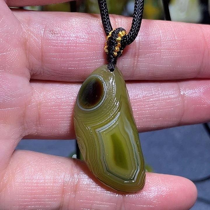 玛瑙/玉髓未镶嵌珠宝奇石