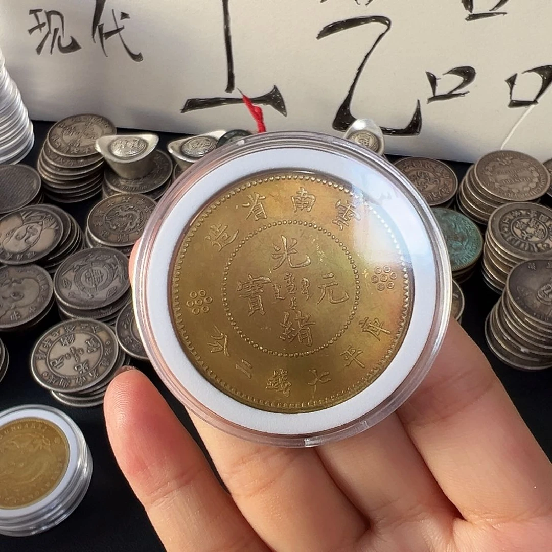 金属复古风格摆件