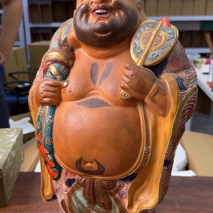 一个陶瓷物件哈哈哈哈