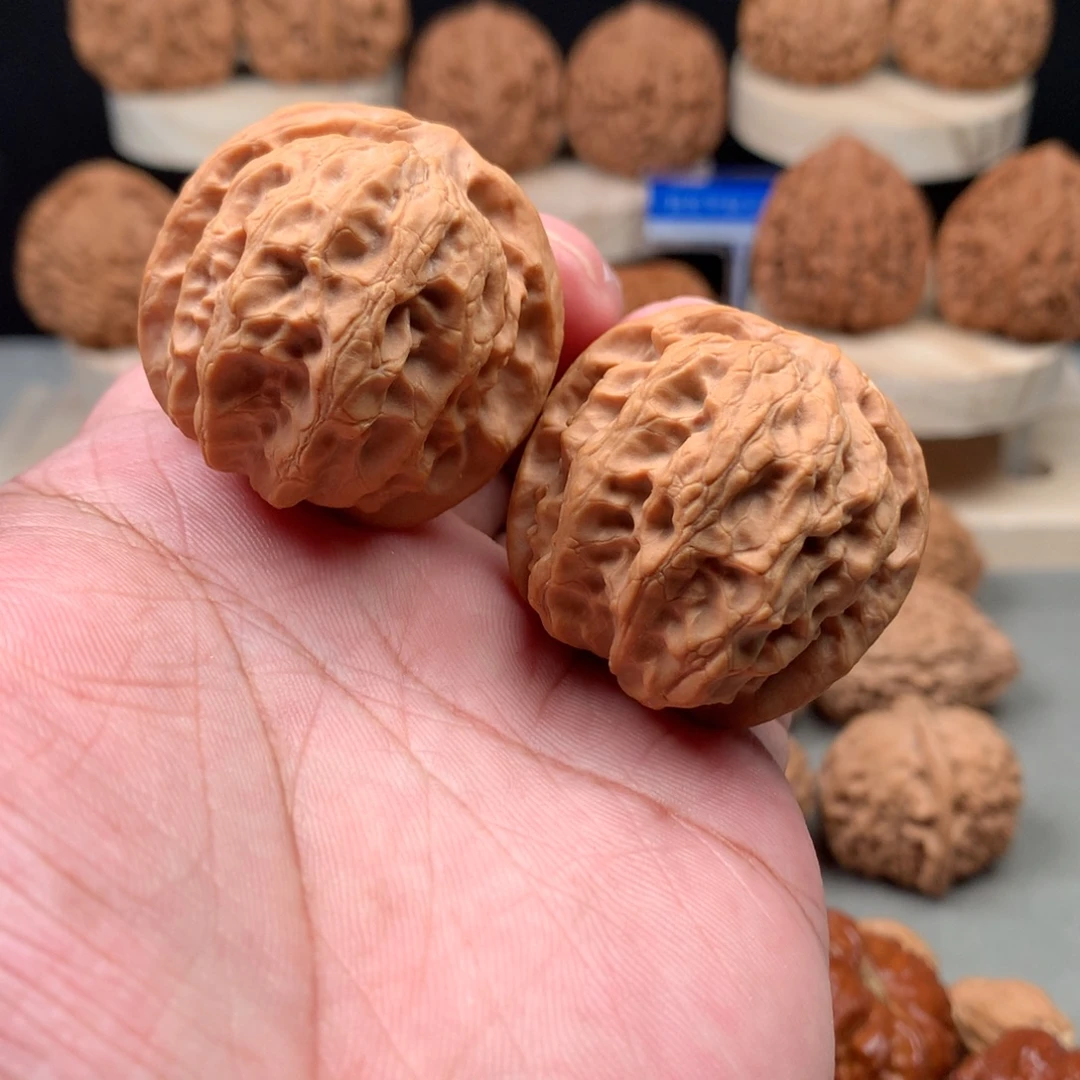 文玩核桃吊坠平谷闷尖