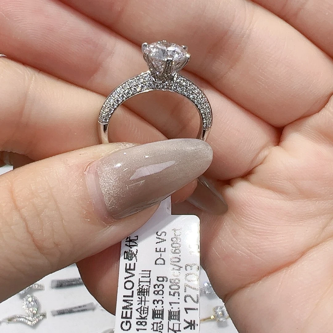 实验室培育钻石18K金镶嵌