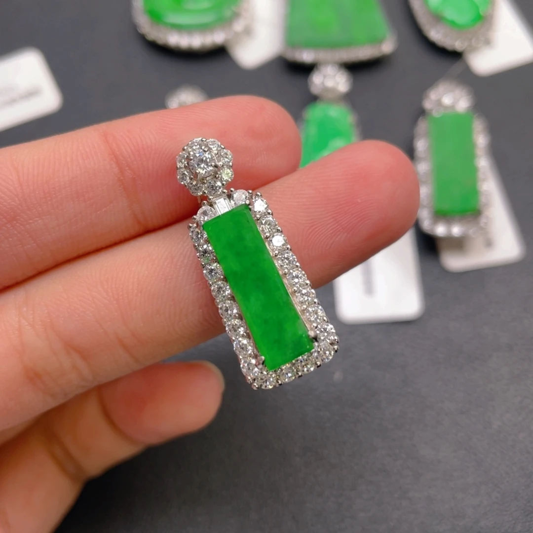 翡翠银S925镶嵌颈饰