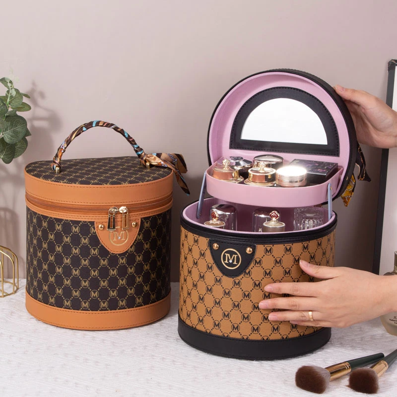 韩版圆筒翻盖式化妆包手提立体水洗多功能拉链防脏防水水桶包大号