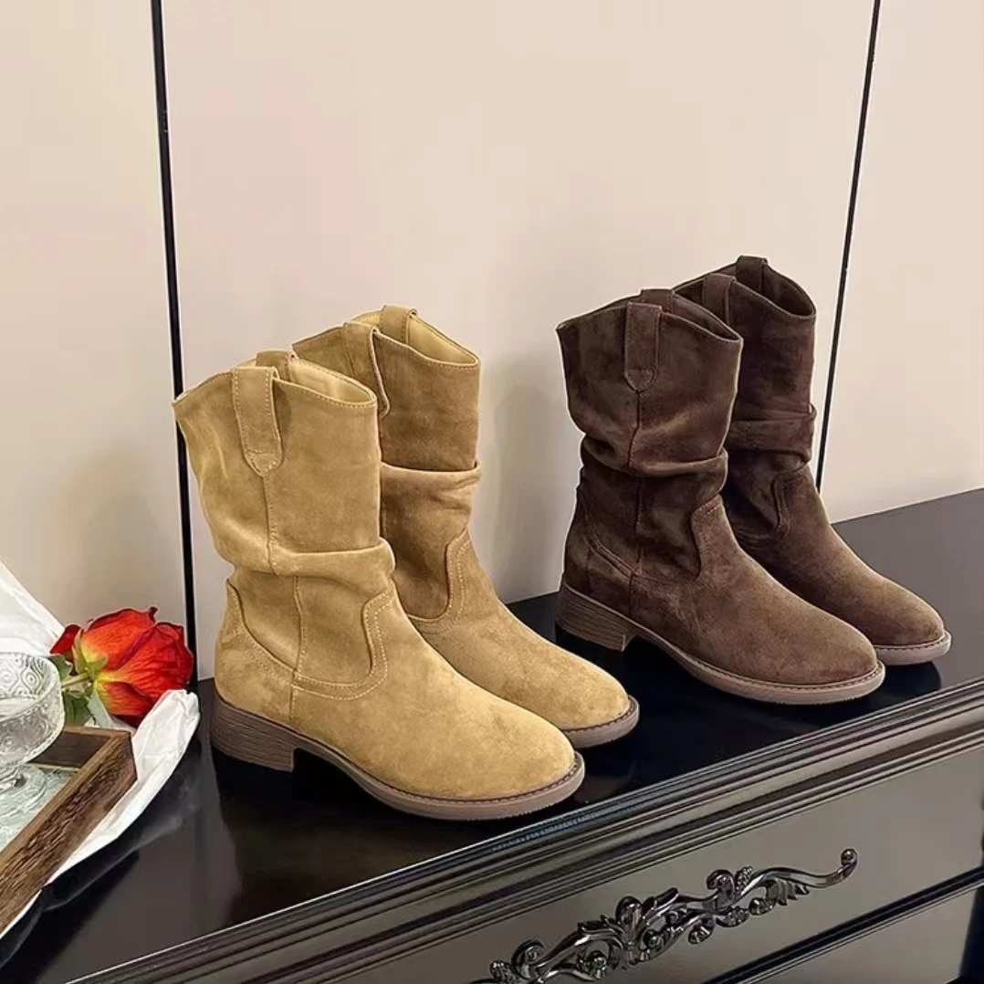 秋冬新款美拉德褶皱堆堆马丁靴女中筒复古平底粗跟卡其色法式短靴