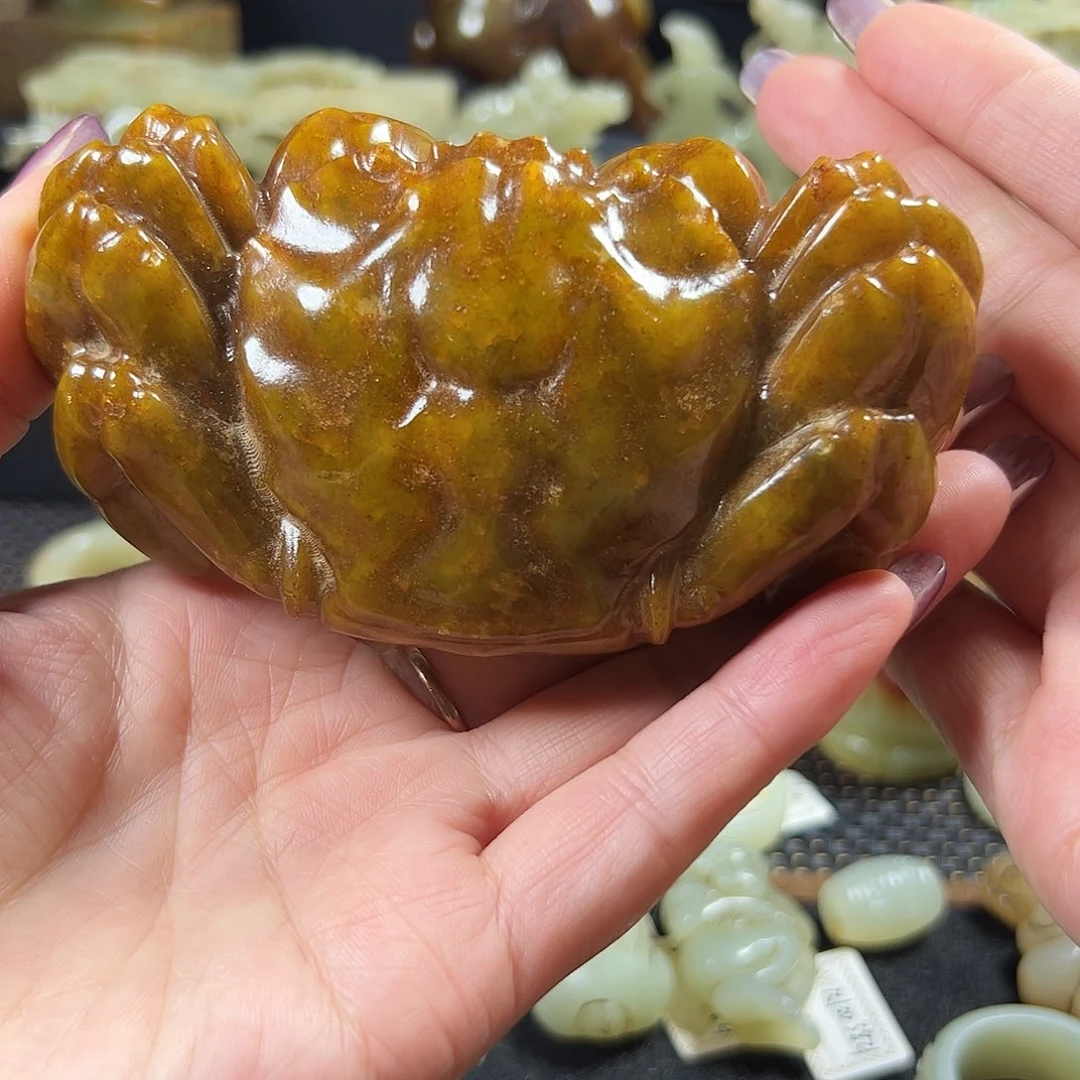 和田玉（糖玉）未镶嵌颈饰