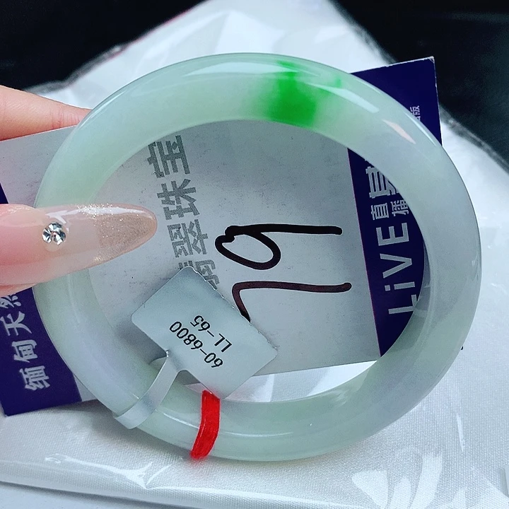 翡翠手镯未镶嵌缅甸天然a货翡翠手镯