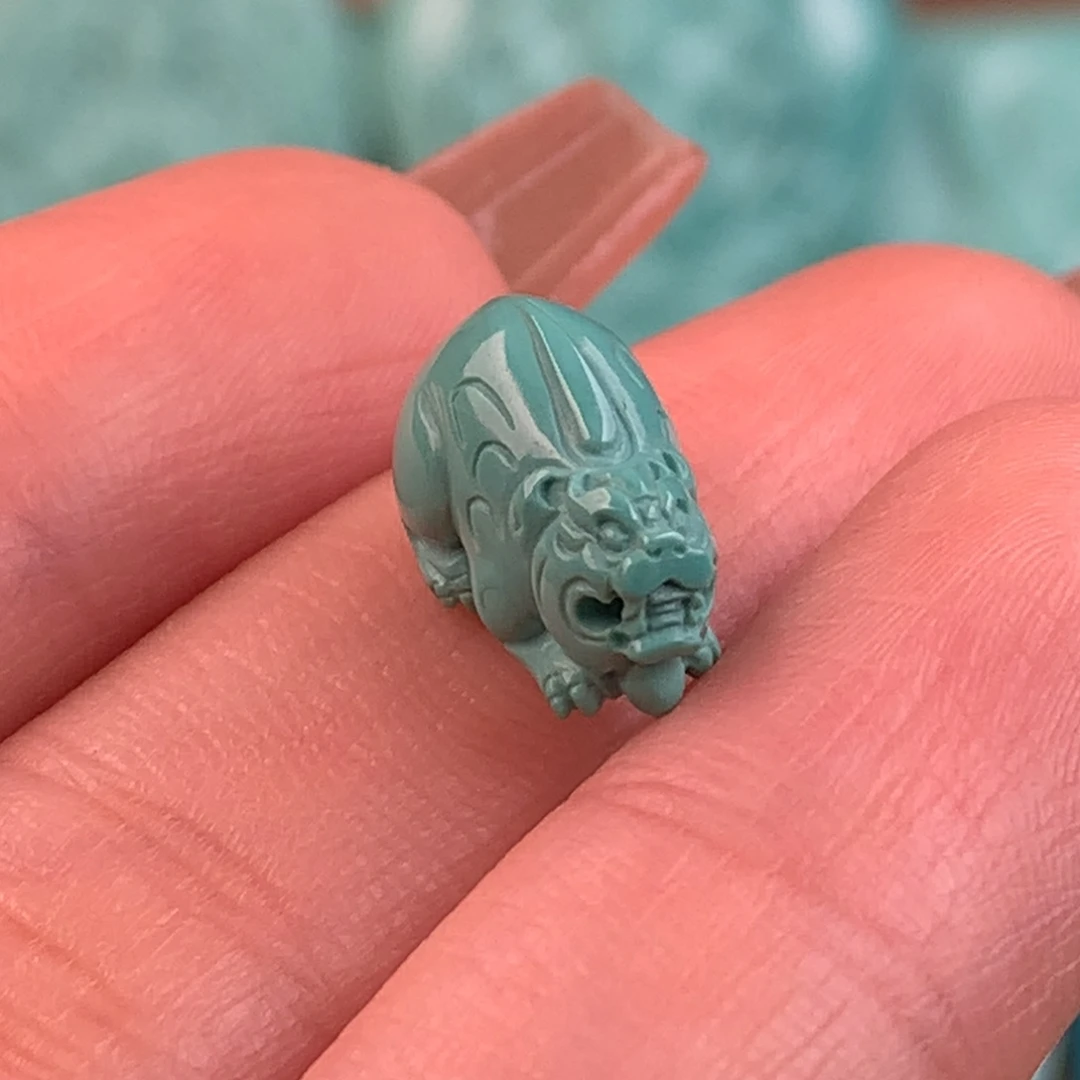 绿松石未镶嵌貔貅8.8