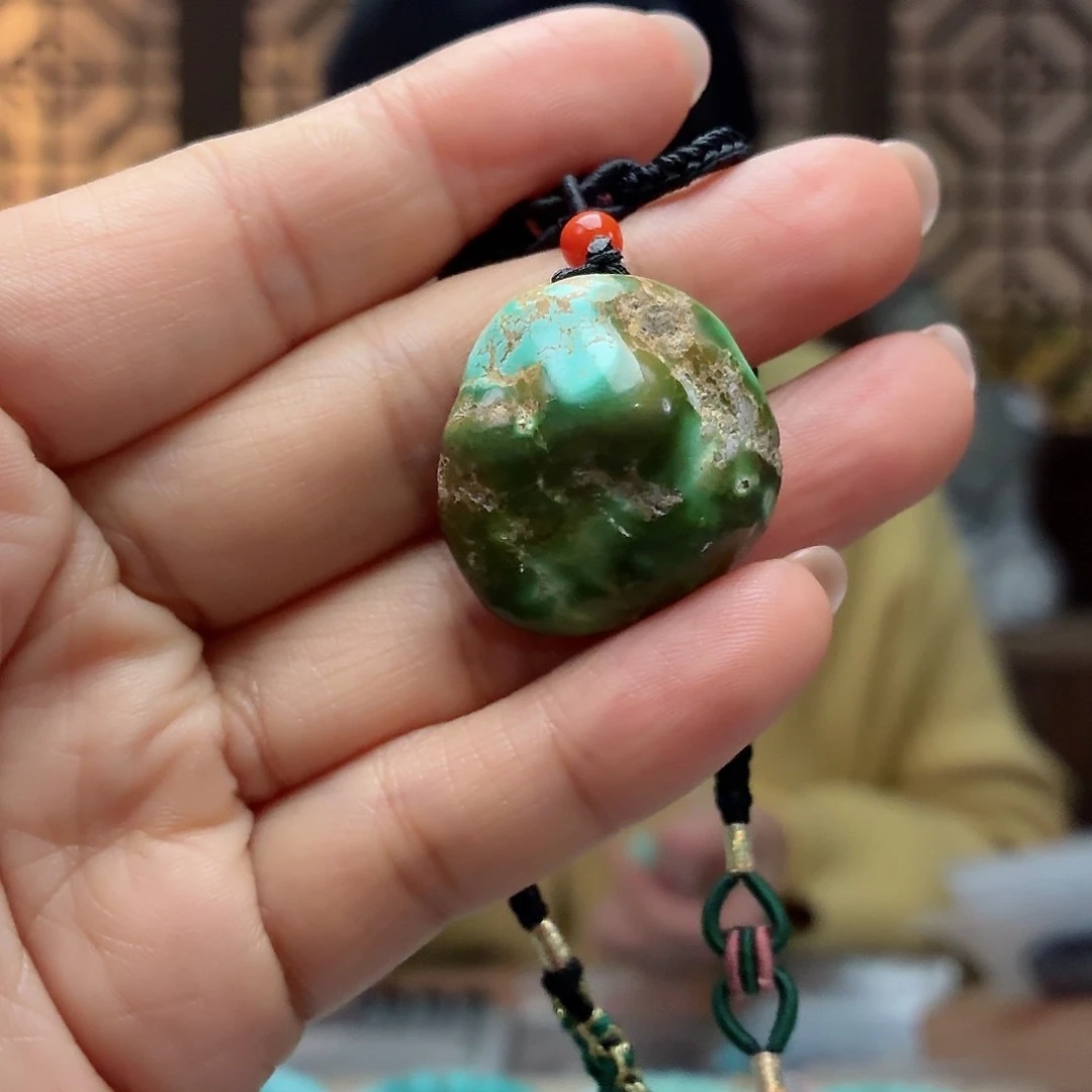 未镶嵌绿松石珠宝奇石