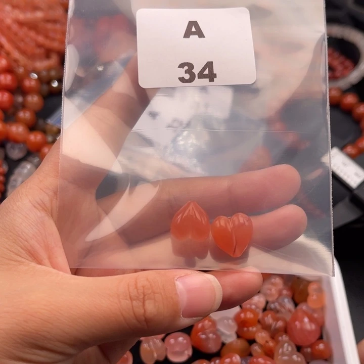 南红玛瑙未镶嵌多样性发货默认微瑕2个