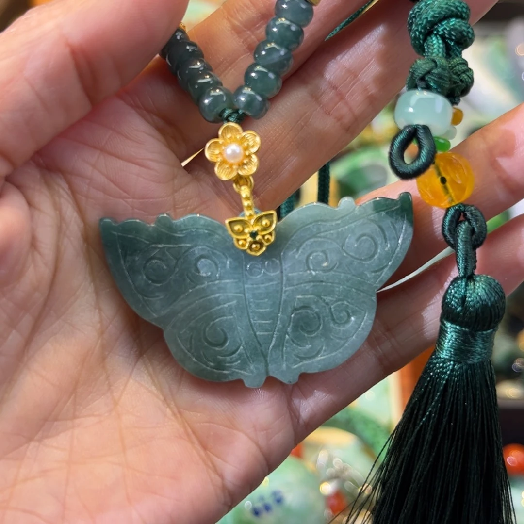 翡翠颈饰未镶嵌翡翠吊坠默认微瑕