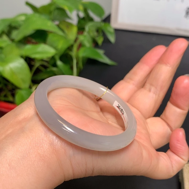 和田玉手镯未镶嵌52