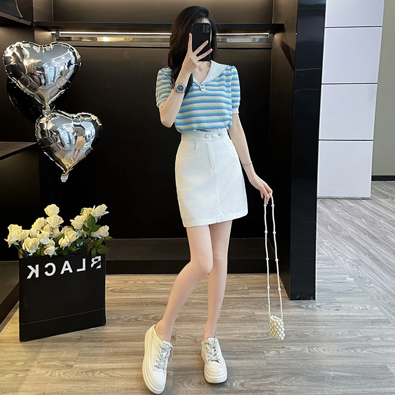 今年流行的漂亮套装裙女夏减龄洋气娃娃领条纹针织衫A字裙两件套