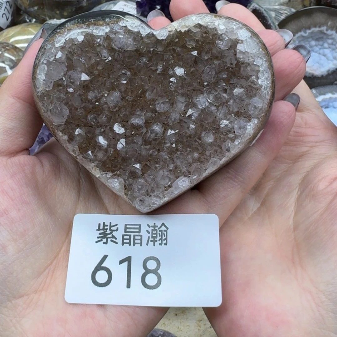 未镶嵌水晶大型摆件（非配饰）