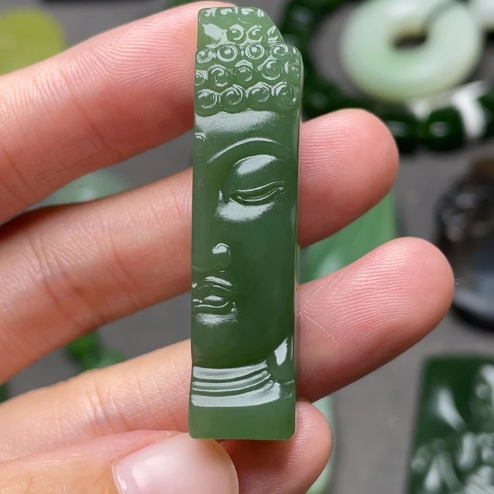 牧***易和田玉未镶嵌挂件