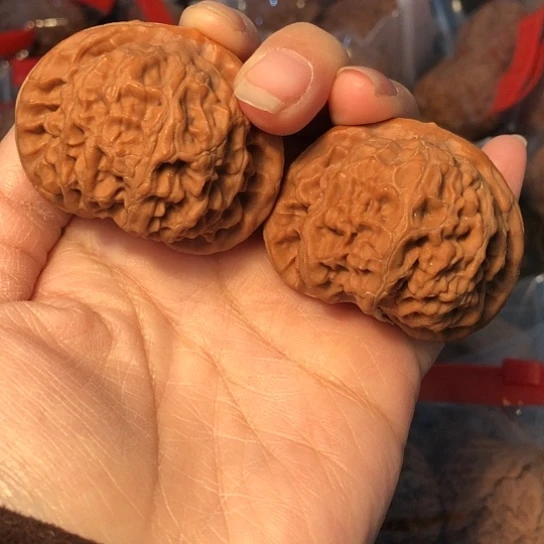 文玩核桃吊坠寒宫灯47