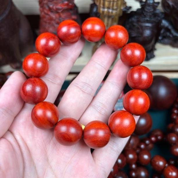 1.8镇店果冻泥一条，标尺，多样性发其一