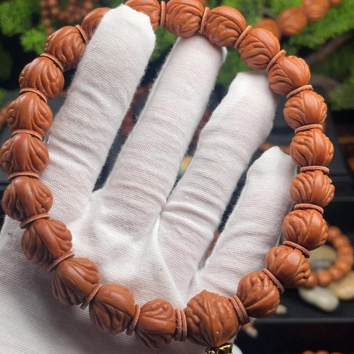 吊坠桃核精品小凤羽