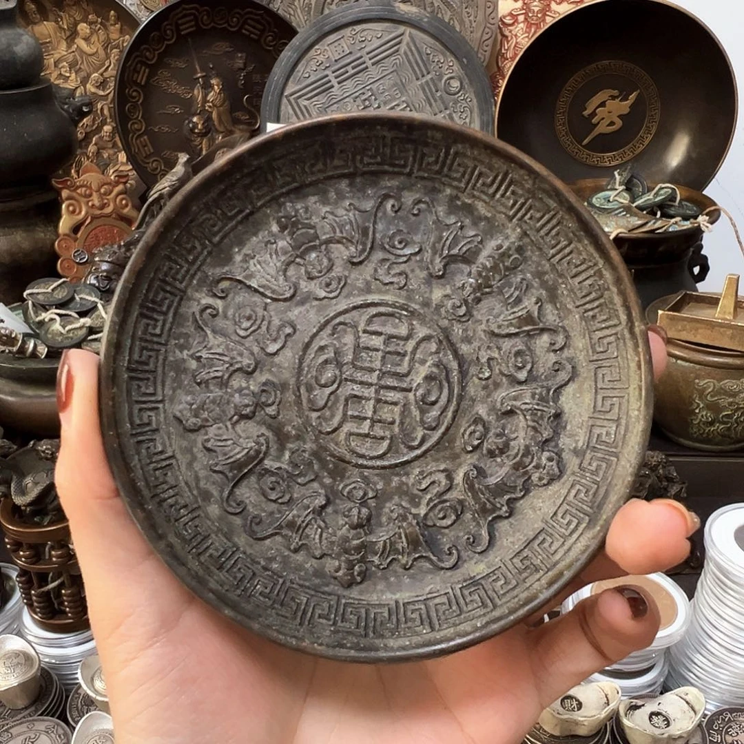 金属复古风格摆件