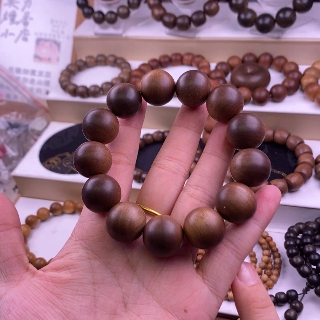 秋***月檀香木手串/手链1.8黑肉沉水奶香正区老山檀