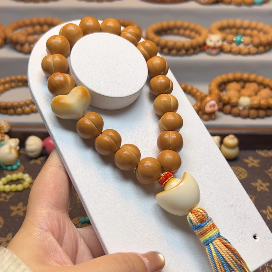 猴头核桃手串16➕屁桃福利