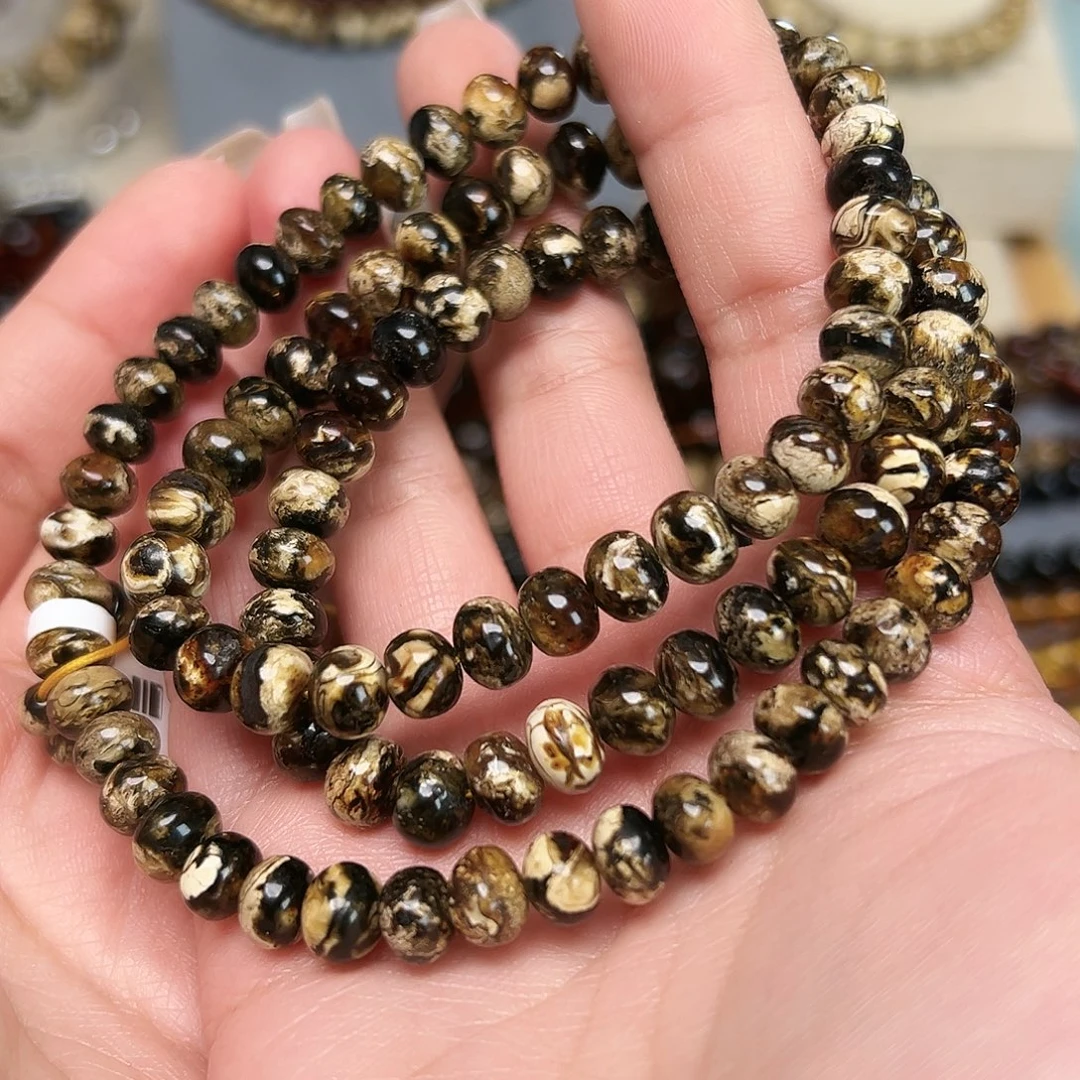 琥珀未镶嵌裸石抚顺琥珀七20454