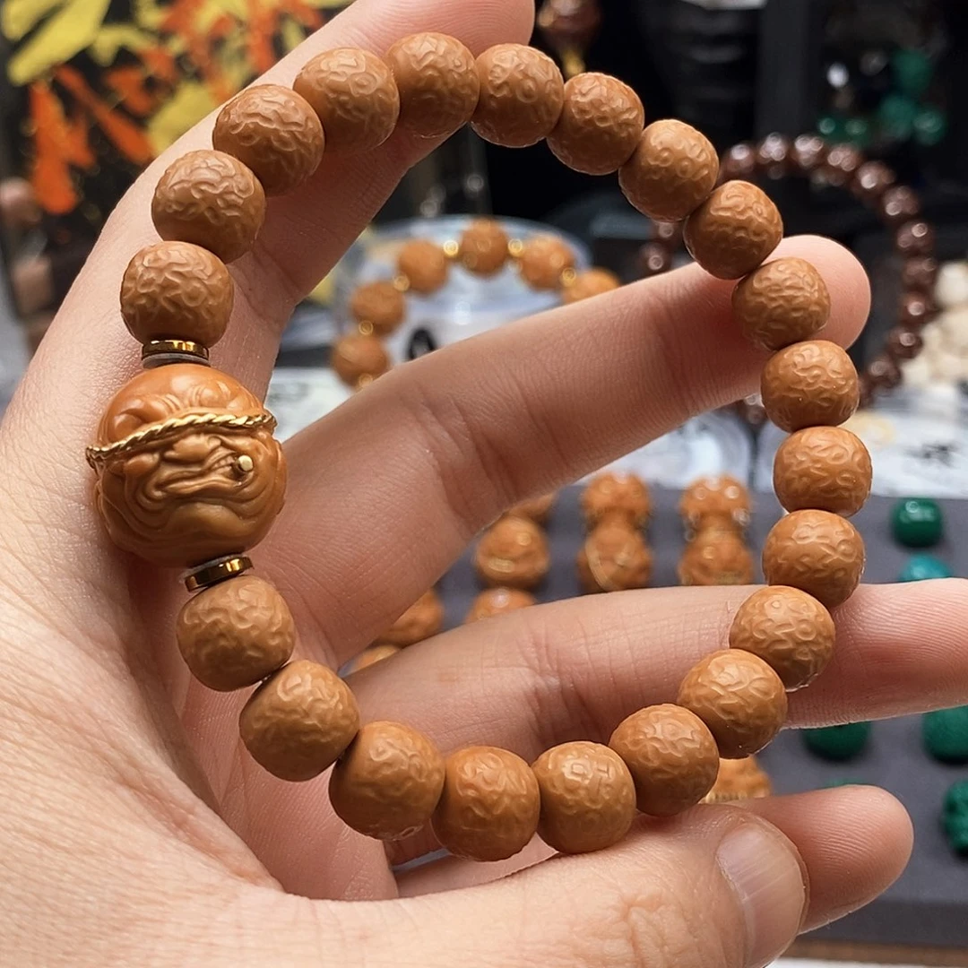 猴头核桃吊坠纯手工 波澜