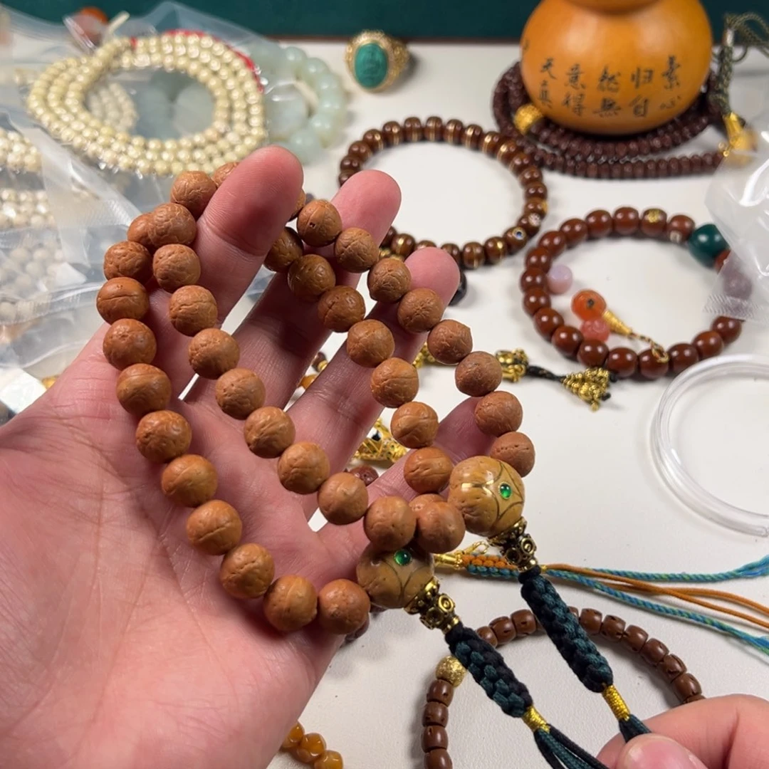 凤眼菩提吊坠。。。。。。。。。。。。