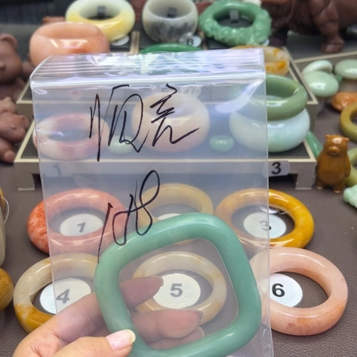 未镶嵌手镯石英岩玉诸**意