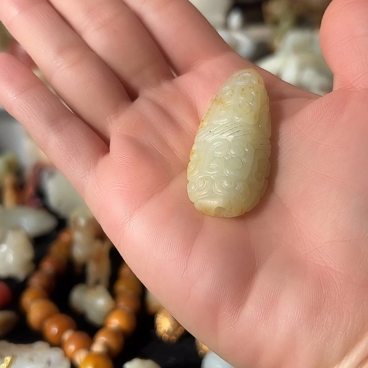 和田玉（糖玉）未镶嵌颈饰哈哈哈哈哈哈哈哈哈哈哈