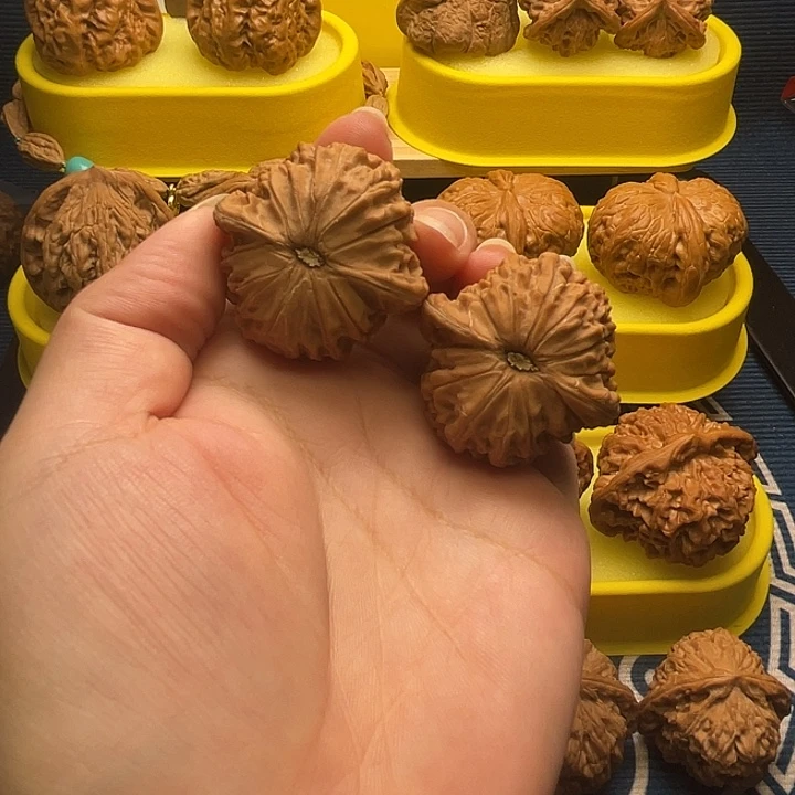 核桃文玩核桃核桃